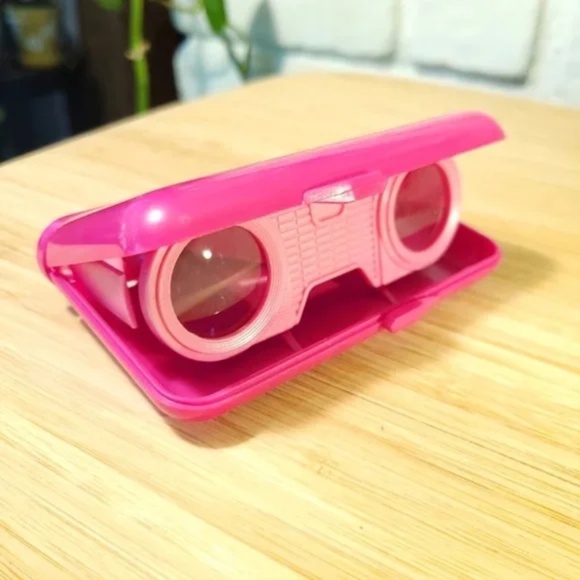 Retro Barbie Binoculars Collectible - Picture 8 of 9